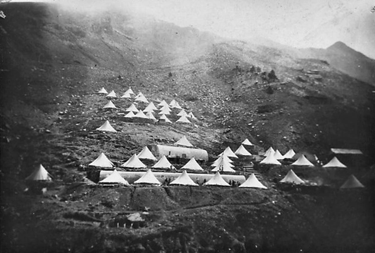 Ligne Maginot - PEIRA GROSSA - (Casernement) - Le camp de Peira Grossa
Juillet 1937