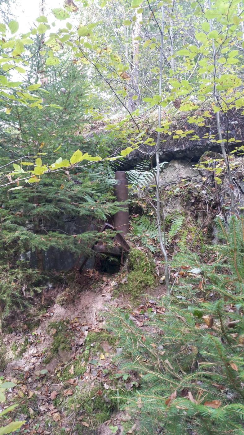 Ligne Maginot - GLASBRONN - (Casemate d'infanterie) - Le mât du projecteur blindée