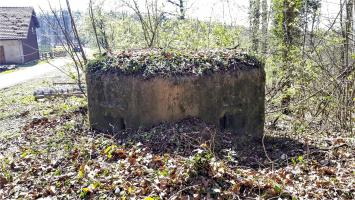 Ligne Maginot - FM32 - NONNENHARDT MAISON FORESTIERE 1 - (Blockhaus pour arme infanterie) - Créneaux frontal et latéral gauche