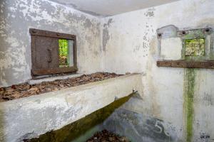 Ligne Maginot - FM46 - NONNENHARDT CENTRE 5 - (Blockhaus pour arme infanterie) - Créneau frontal et latéral gauche