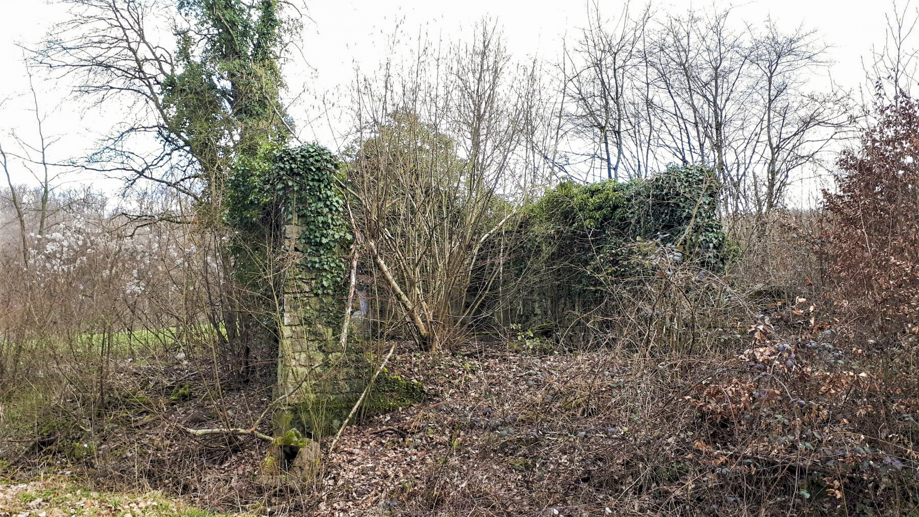 Ligne Maginot - FROESCHWILLER - (Dépôt de Munitions) - Bâtiment du personnel à l'entrée