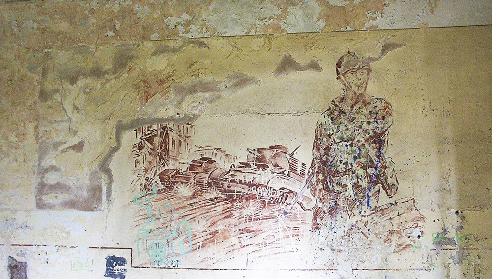Ligne Maginot - LANGENSOULTZBACH - (Camp de sureté) - Bâtiment B
Salle 2
Peinture murale du casernement