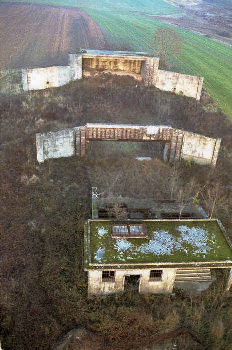 Ligne Maginot - LANGENSOULTZBACH - (Stand de tir) - Vue générale du stand de tir depuis le château d'eau
