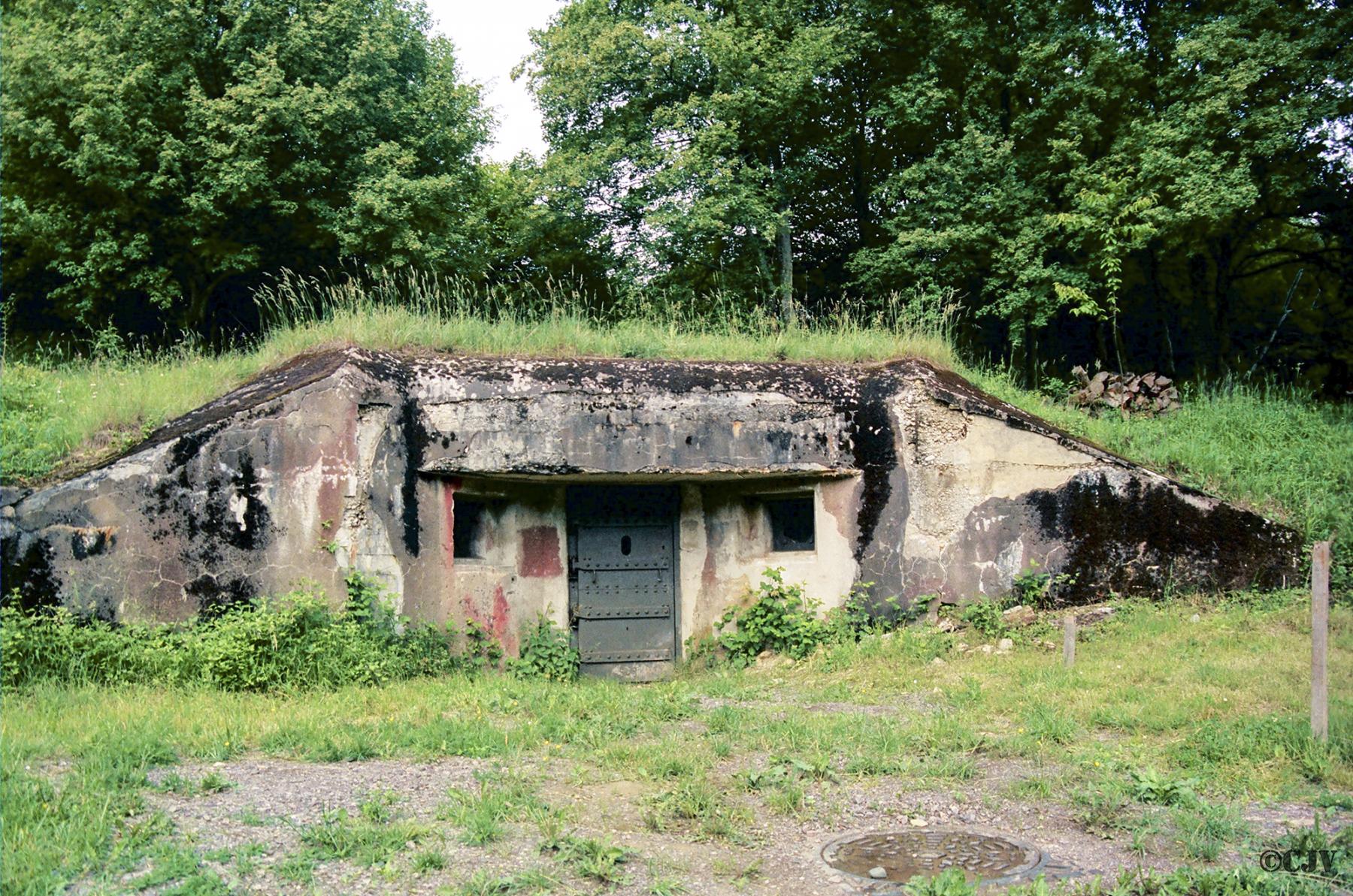 Ligne Maginot - LEMBACH - (Ouvrage d'infanterie) - Bloc d'entrée et issue de secours