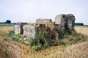 Ligne Maginot - BEF 444 - ROUTE de TOURNAI (Blockhaus pour canon) - 