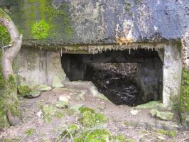 Ligne Maginot - FIRST 2 - (Blockhaus pour canon) - Créneau pour canon