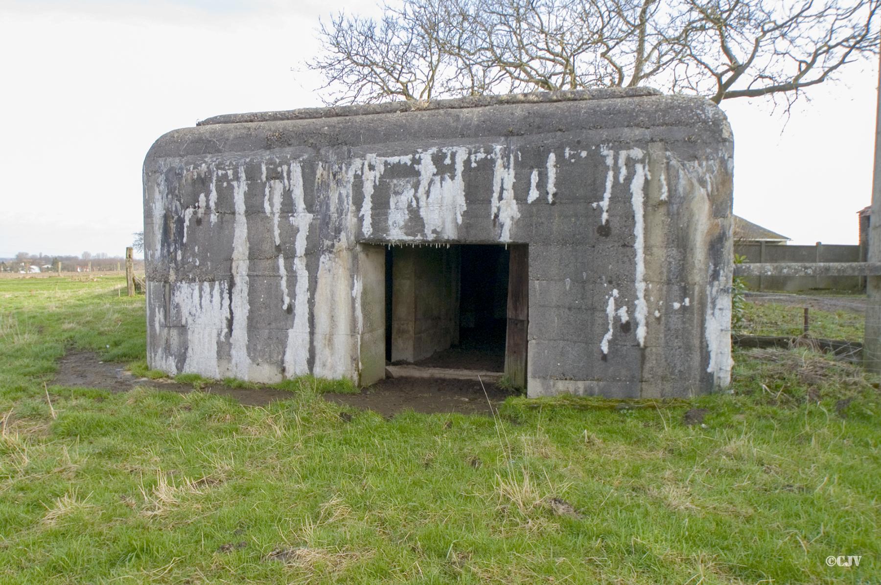 Ligne Maginot - BEF 666 - FERME DE QUENPOINNE - (Blockhaus pour canon) - 