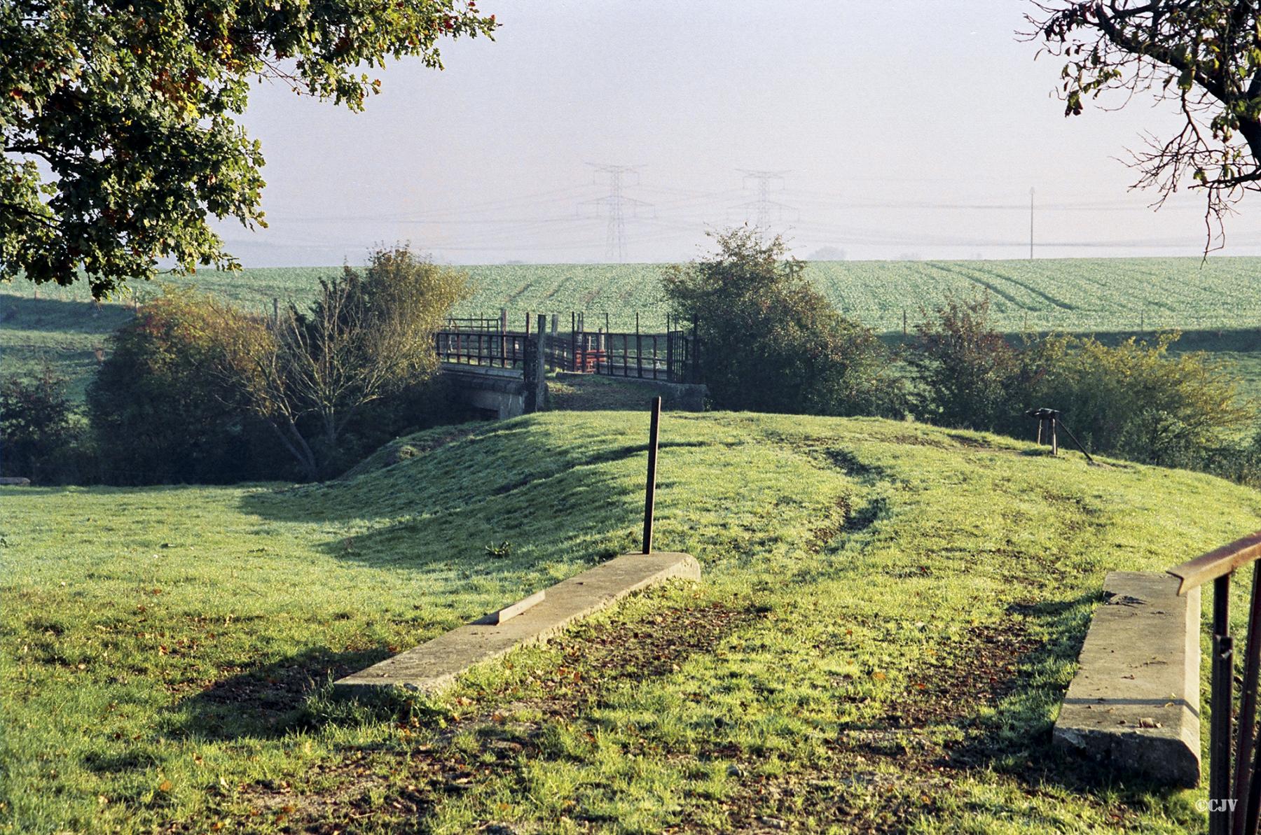 Ligne Maginot - VF60 - ANTENNE DE L'OUVRAGE DU HACKENBERG - (RESEAU - Voie 60 - Antenne ou rocade ferroviaire) - Le pont sur la Bibiche