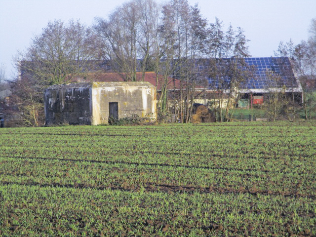 Ligne Maginot - BEF 581 - MOULIN du MARAIS Sud 2 (Blockhaus pour arme infanterie) - Situé dans son environnement.