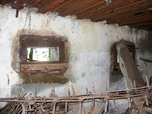 Ligne Maginot - BOMBACHERHOF 1 - (Blockhaus pour arme infanterie) - Les créneaux mitrailleuse