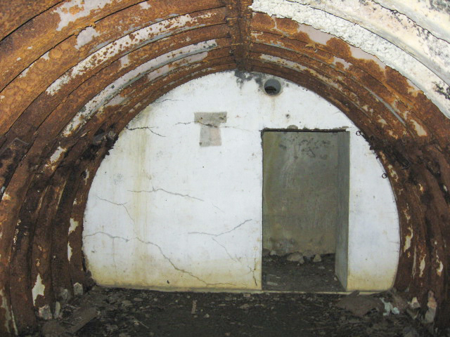 Ligne Maginot - FERME de MOHRENHOF (166° RIF) (PC de Sous-Secteur) - L'intérieur du premier abri