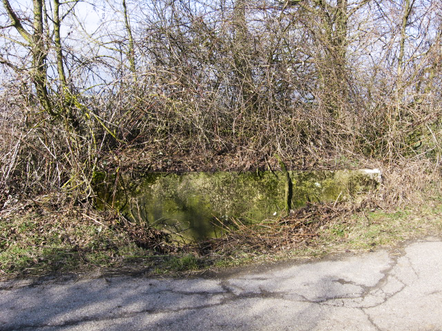 Ligne Maginot - FIRST 4 - (Blockhaus pour arme infanterie) - Façade arrière