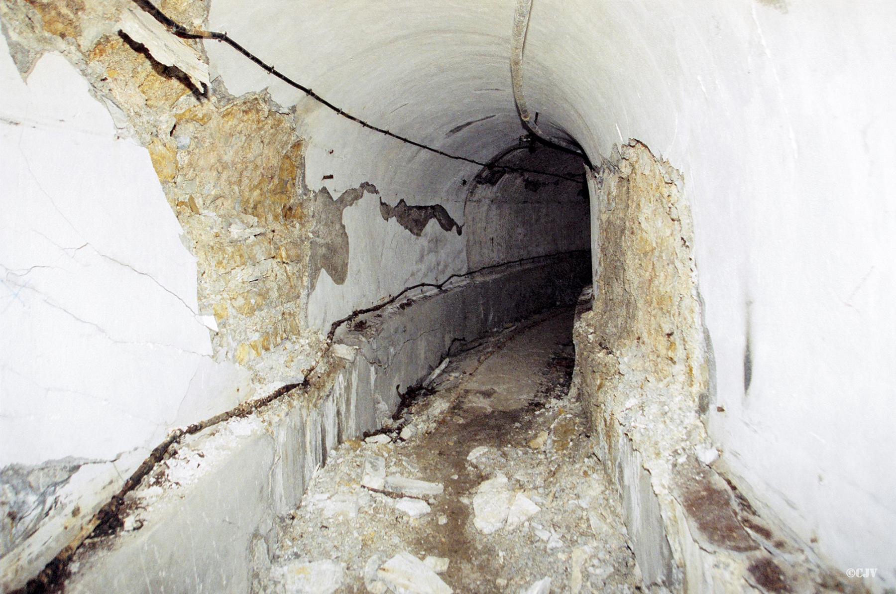 Ligne Maginot - BOVENBERG - A27 - (Ouvrage d'infanterie) - Les galeries souffrant de la présence d'anhydrite dans les terrains avoisinants