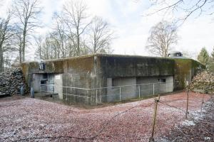 Ligne Maginot - CIMETIERE DU MONT DES BRUYERES - C2 - (Casemate d'infanterie) - 