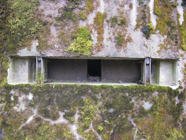 Ligne Maginot - KLAM 4 - (Blockhaus pour arme infanterie) - Créneau