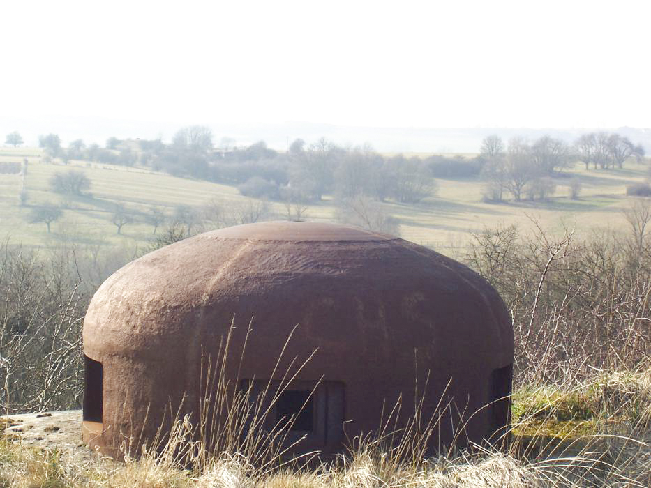 Ligne Maginot - PETIT REDERCHING OUEST - (Casemate d'infanterie) - Cloche GFM - vue sur le couple de casemate du Sinnersberg