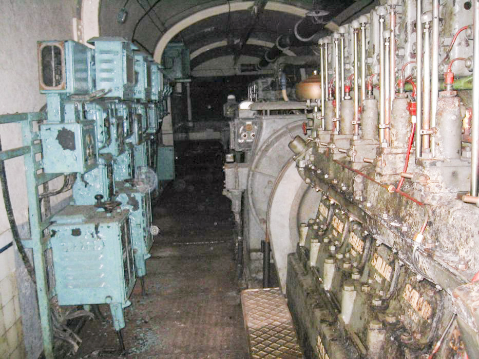 Ligne Maginot - OTTERBIEL - (Ouvrage d'artillerie) - Usine électrique
Groupes électrogènes à moteurs SMIM de 125 CV 