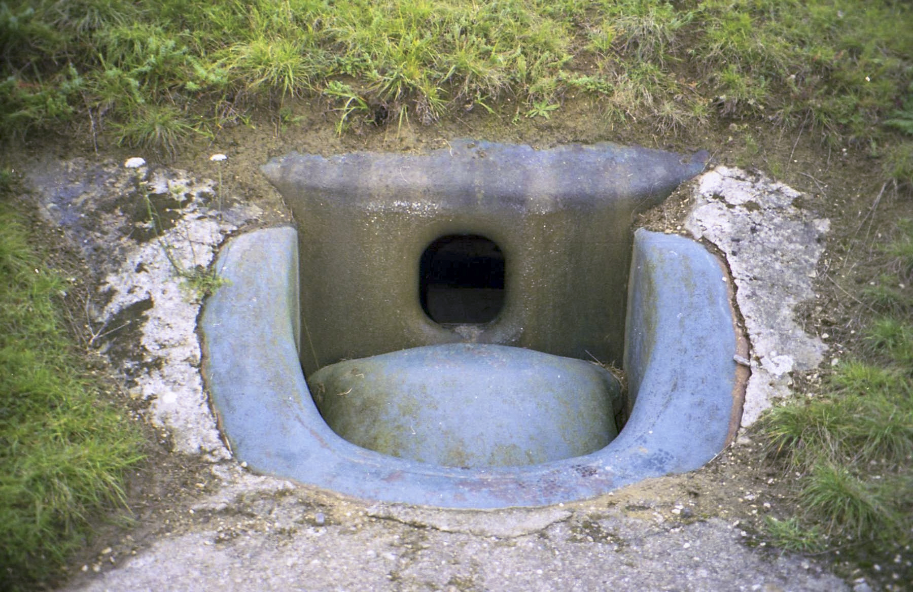 Ligne Maginot - FORT DU MONT-BART - (PC de Sous-Secteur) - La Casemate Mougin