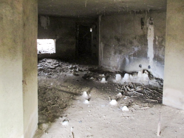 Ligne Maginot - A47 - PAON - (Blockhaus pour canon) - Intérieur du blockhaus.