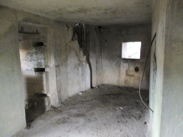 Ligne Maginot - A47 - PAON - (Blockhaus pour canon) - Intérieur du blockhaus.