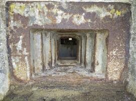 Ligne Maginot - B464 - BARAQUE DES CHASSEURS (POSTE DE SOUTIEN) - (Blockhaus pour arme infanterie) - Trémie mitrailleuse type Condé frontale