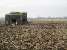 Ligne Maginot - B478 - ESTREUX (PDS) - (Abri actif) - Situé dans son environnement.