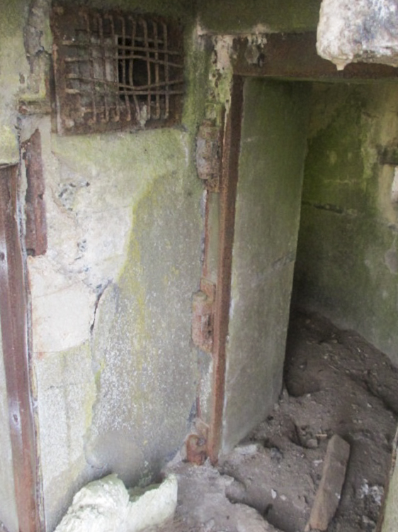 Ligne Maginot - B477 - ESTREUX NORD - (Blockhaus pour canon) - Intérieur du blockhaus.