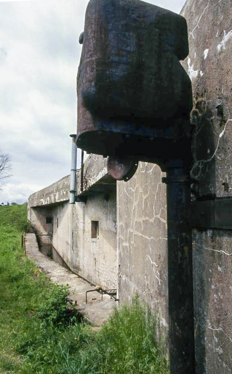 Ligne Maginot - COLMING - X33 - (Abri actif) - Projecteur