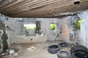 Ligne Maginot - A69 - PAVOT - (Blockhaus pour canon) - Les créneaux sud-est