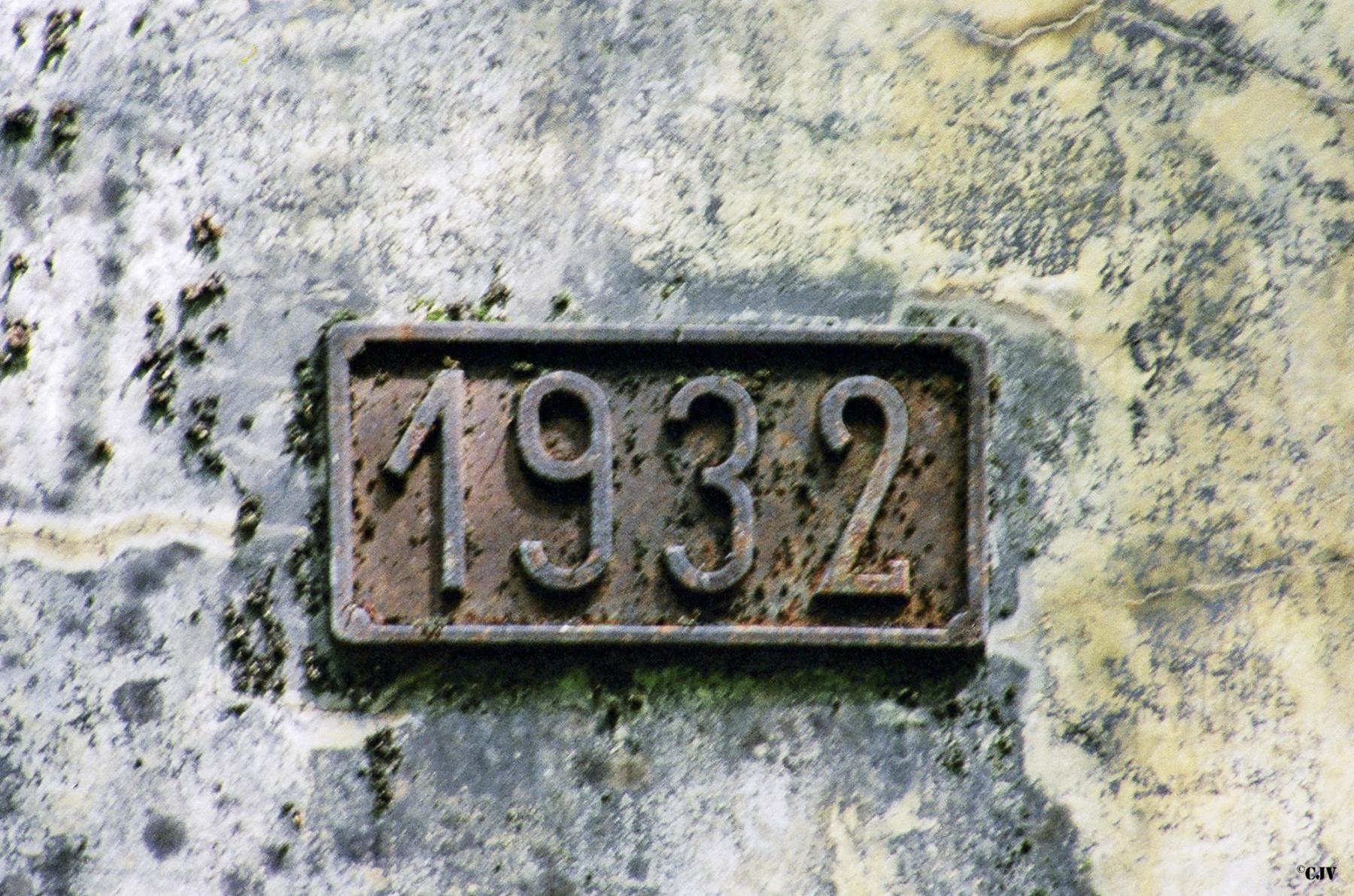 Ligne Maginot - TETING - A38 - (Ouvrage d'infanterie) - Bloc 1
Plaque avec l'année de construction