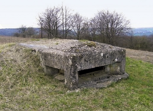 Ligne Maginot - Observatoire de la Côte 400 - La guérite OD 97 sous sa gangue de béton