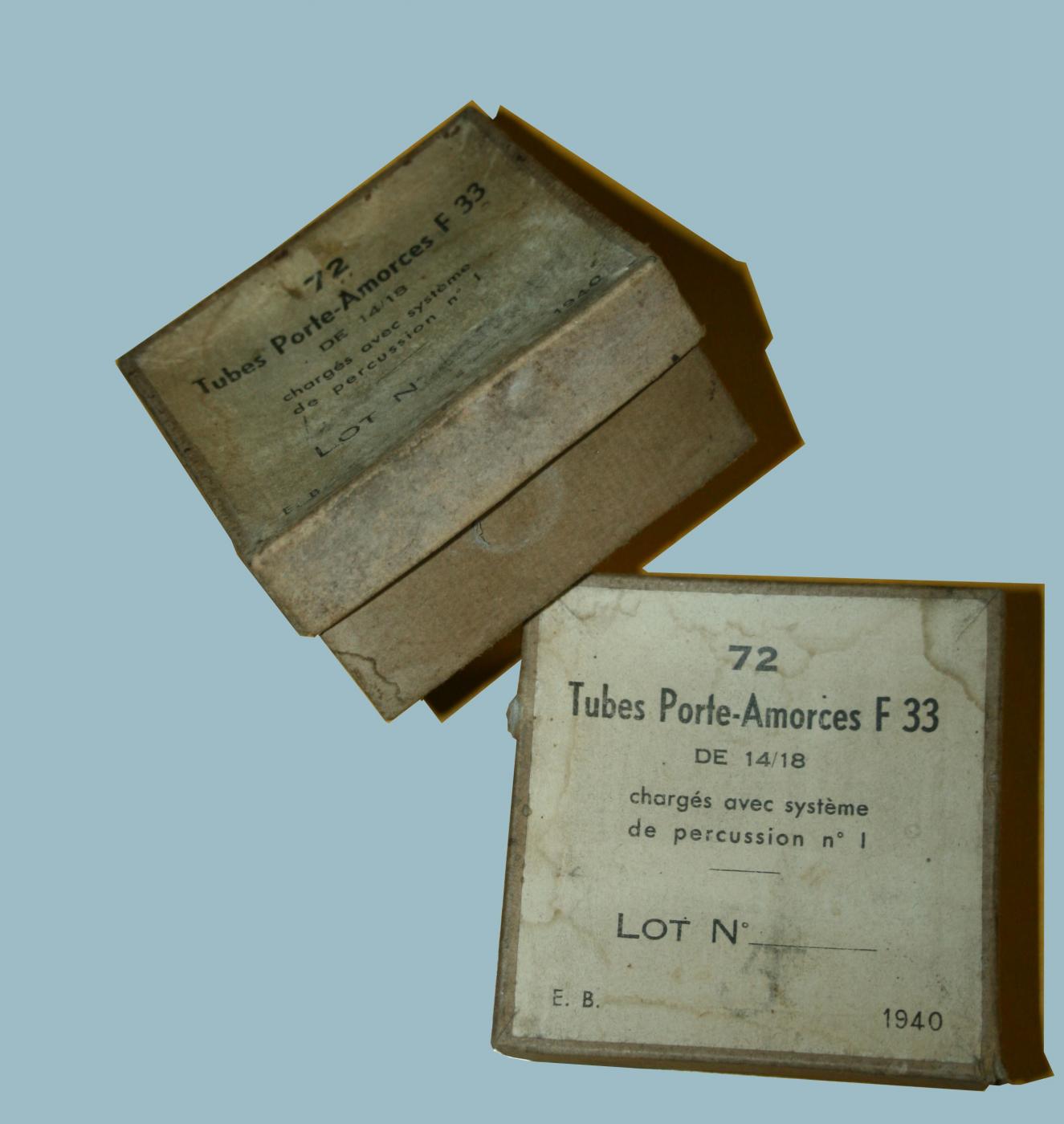 Boites en carton de 72 Tubes Porte-Amorces Forgeat de 14/18 Mle 1933