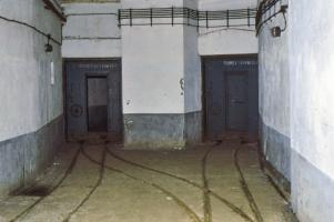 Ligne Maginot - SCHOENENBOURG - (Ouvrage d'artillerie) - Entrée munitions
Le haut du puits