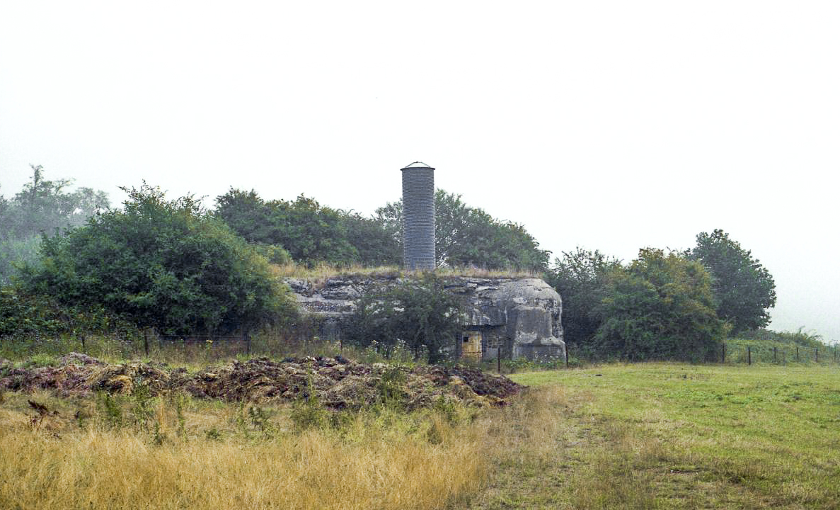 Ligne Maginot - OSTERGNIES - C39 - (Casemate d'infanterie) - 