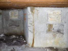 Ligne Maginot - 300 - CANAL DES ARDENNES - (Blockhaus pour arme infanterie) - Face droite, les deux créneaux Hotchkiss