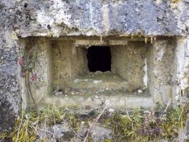 Ligne Maginot - 14 - PRE AUX PIERRES NORD - (Blockhaus pour arme infanterie) - Créneau Hotchkiss face est