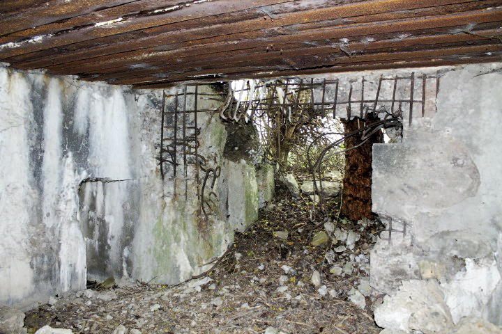 Ligne Maginot - C14 - CONFLUENT 1 - (Blockhaus pour canon) - Les entrées