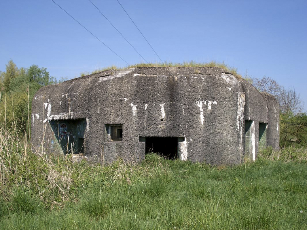 Ligne Maginot - A90 - BREVILLY A - (Blockhaus lourd type STG / STG-FCR - Simple) - Face sud