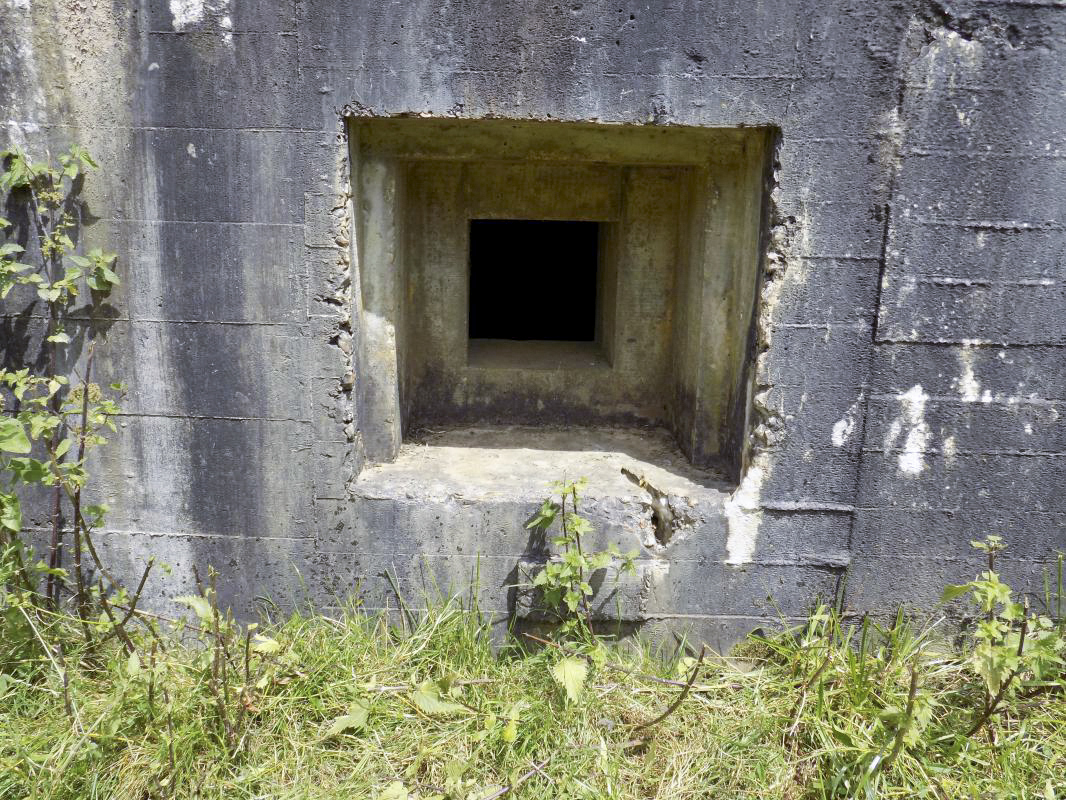 Ligne Maginot - 107 - LONGUES ORGIERES - (Blockhaus lourd type STG / STG-FCR - Double) - L'arrière, créneau FM