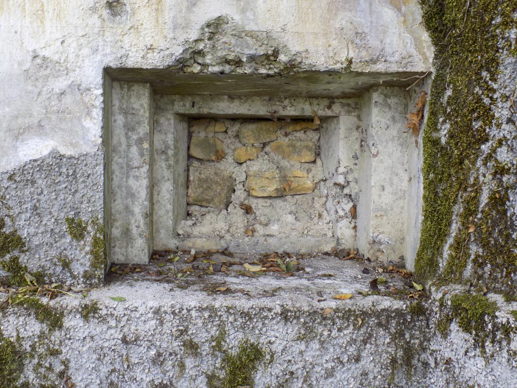 Ligne Maginot - 300 - CANAL DES ARDENNES - (Blockhaus pour arme infanterie) - Face droite, créneau droite