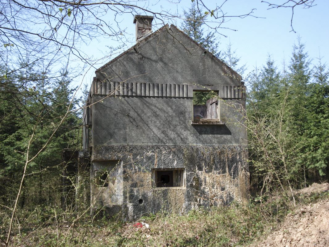 Ligne Maginot - MF14 - Q - BOUCHON DE LA GRENOUILLE - (Poste GRM - Maison Forte) - Face droite