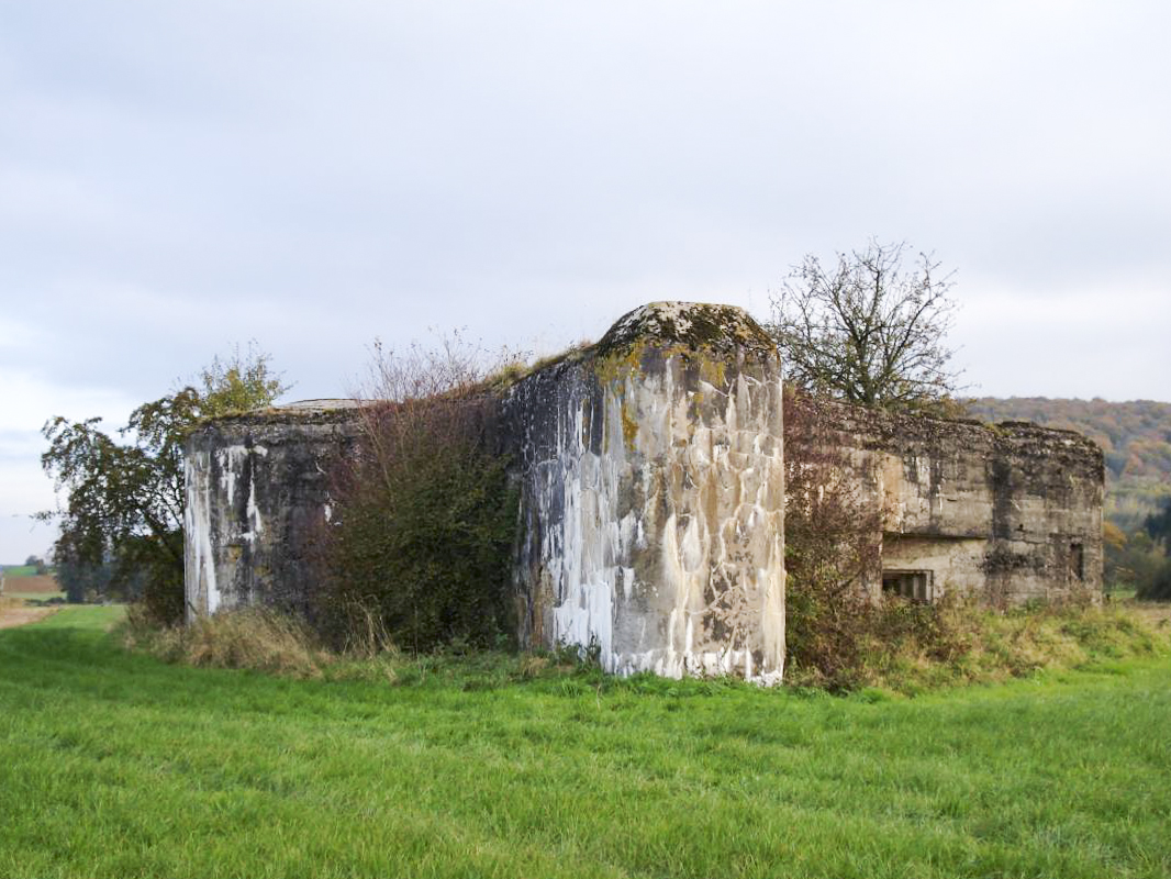 Ligne Maginot - CEZF-27  - LA HALLE SOUS LES COTES - (Casemate d'infanterie - double) - Pris du nord ouest