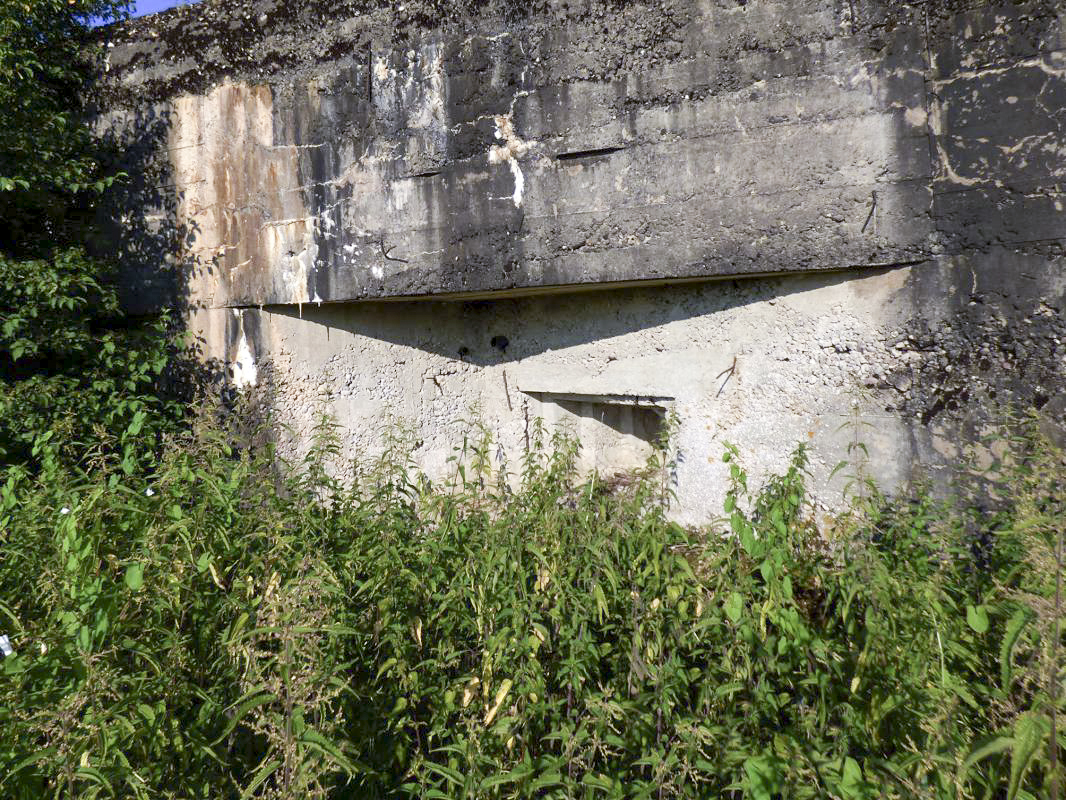 Ligne Maginot - CEZF-27  - LA HALLE SOUS LES COTES - (Casemate d'infanterie - double) - 