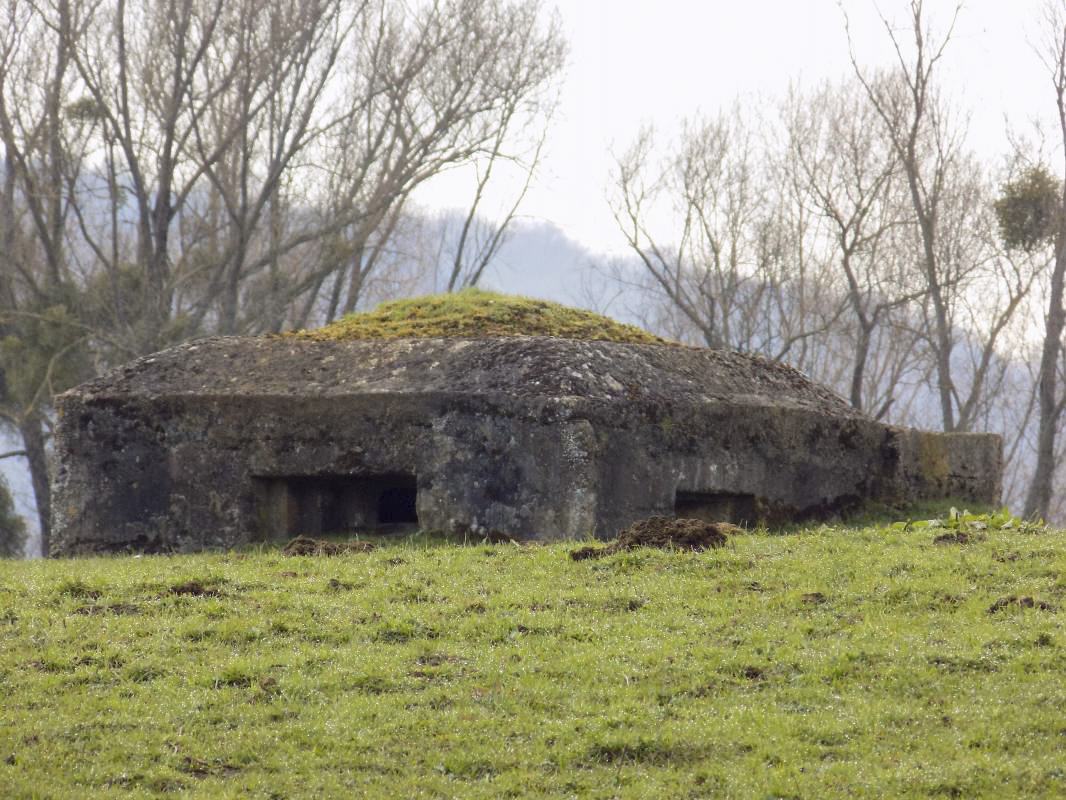 Ligne Maginot - R7 - PAMBOUR - (Blockhaus pour arme infanterie) - Faces frontale et gauche