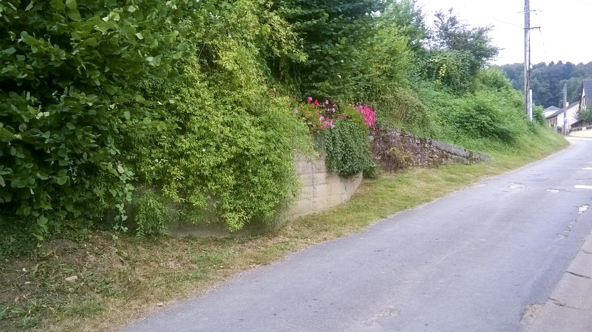 Ligne Maginot - Poste de secours d'ANGECOURT - Situé en face du n° 4 voie des vaches à Angecourt