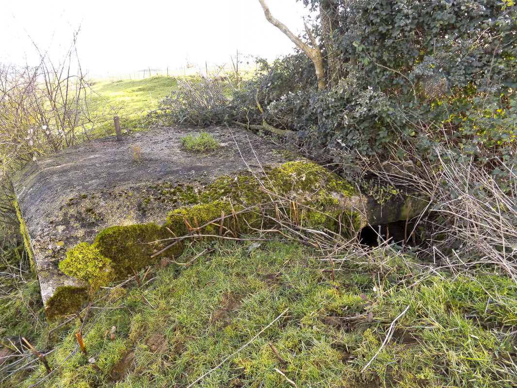 Ligne Maginot - R2 - RESERVOIR DU PAQUIS CENTRE - (Blockhaus pour arme infanterie) - L'entrée