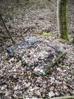 Ligne Maginot - 81M - (Chambre de coupure) - La trappe recouverte par la végétation