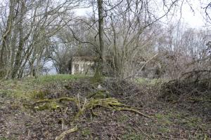 Ligne Maginot - Les alentours - Les alentours
Un boyau reliait le blockhaus à un poste de guet