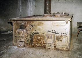 Ligne Maginot - BICHEL SUD - X19 - (Abri) - La cuisinière avant restauration