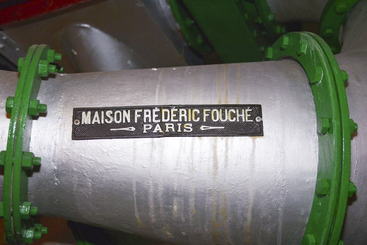 Ligne Maginot - BICHEL Sud - X19 - (Abri) - Plaque de la Maison Frédéric Fouché ayant fourni les matériels de ventilation composant l'installation de l'abri